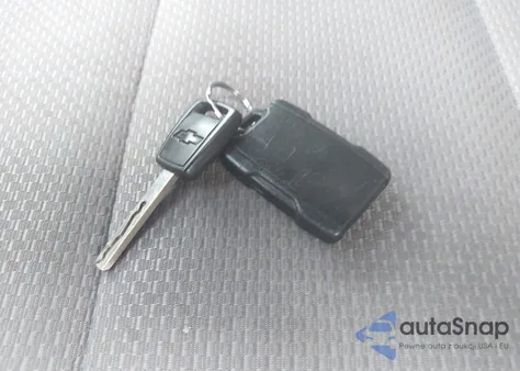 2014 Chevrolet Silverado 1500 1Lt z USA, uszkodzony, nr VIN 1GCRCREC7EZ175421